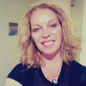 Meet your Posher, Monica